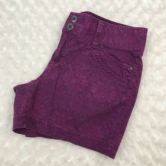 Athleta Pants - Athleta 6 Printed Seaside Shorts Purple 406643